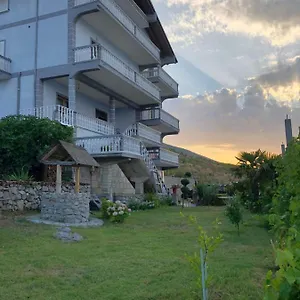  Bed & Breakfast Bella Vista Albanië