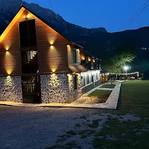  Gasthuis Royal Land Albanië